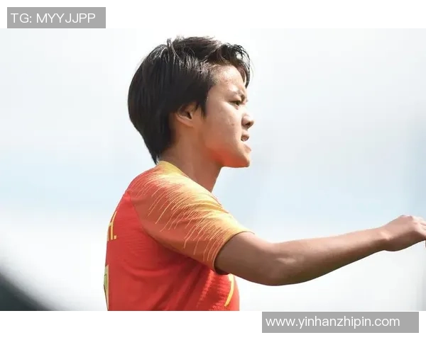 丹麦退役足球明星女儿的成长故事与未来梦想